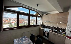 High Level Apart Oradea Free Reserved Parking